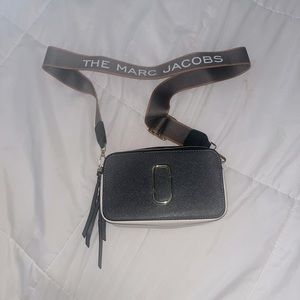 Marc Jacobs snapshot  crossbody